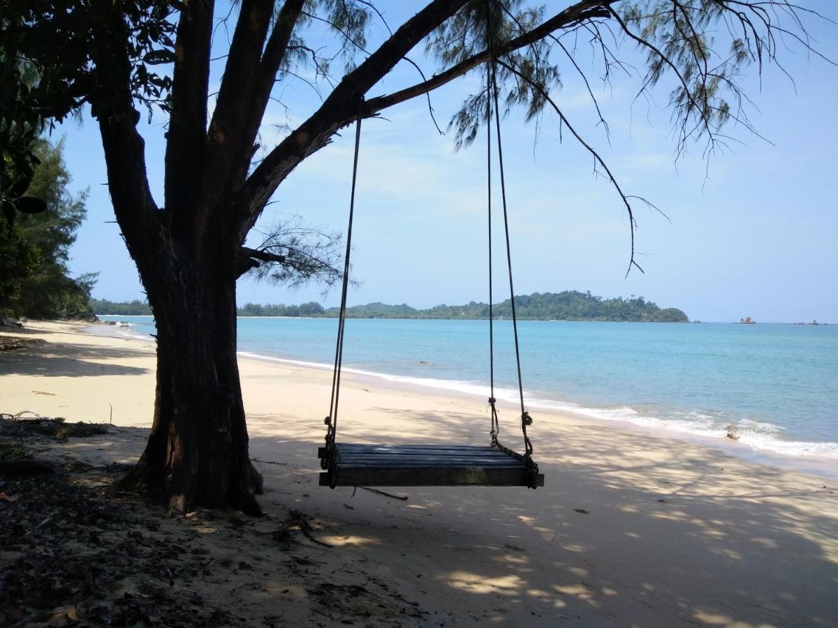 Jansom Bungalow 2 Koh Phayam Esterno foto