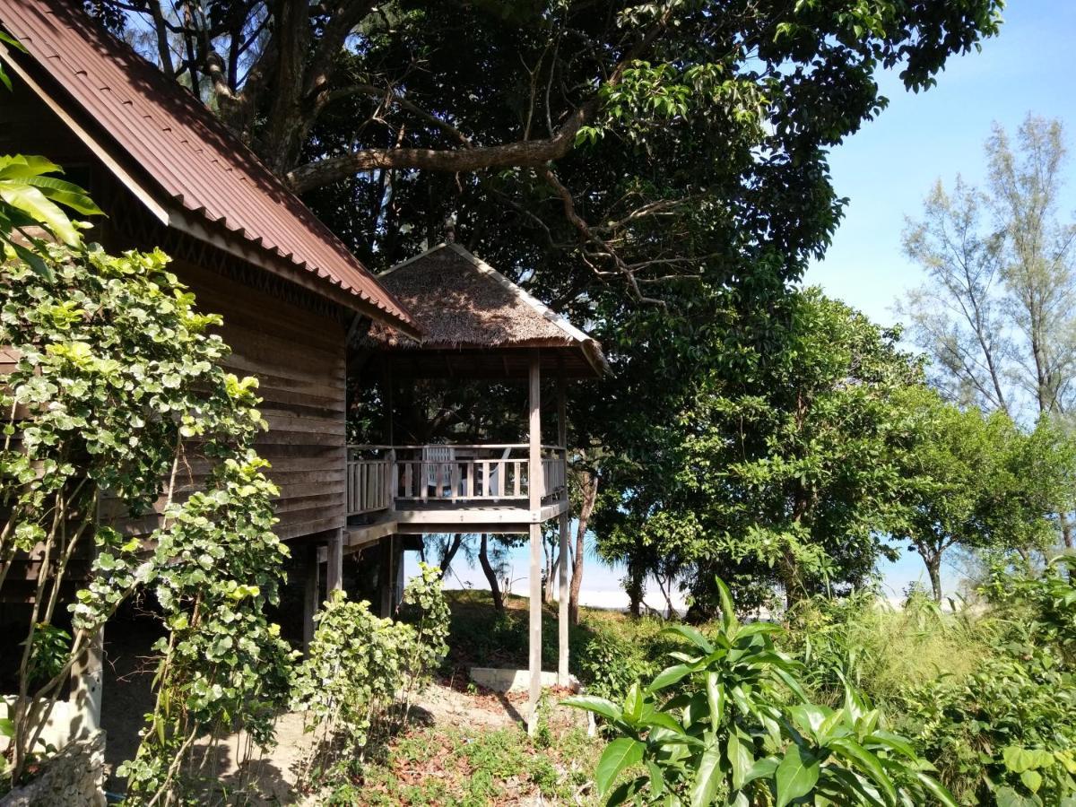 Jansom Bungalow 2 Koh Phayam Esterno foto